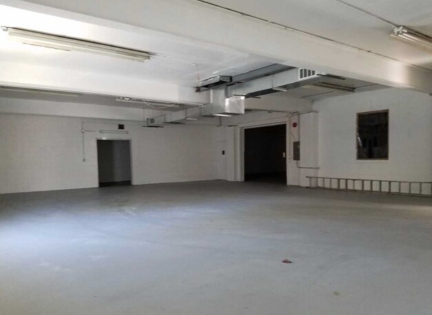 More Photos Of 3 Secatoag Ave, Port Washington Coworking Space