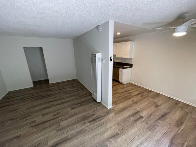 More Photos Of 3117 E 6th St, Long Beach Apartments For Sale