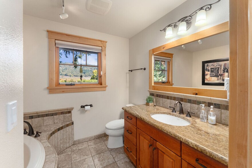 More Photos Of 8690 Lookingglass Rd, Roseburg Land For Sale