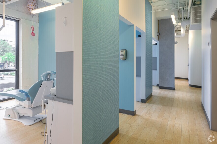 More Photos Of 2285 Peachtree Rd NE, Atlanta Apartments For Lease