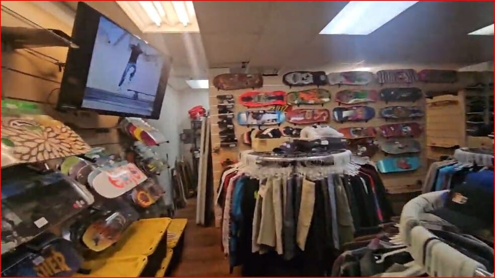 More Photos Of 6101 Lake Isabella Blvd, Lake Isabella Storefront For Sale