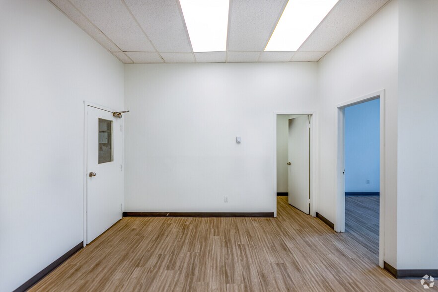 More Photos Of 67 Westmore Dr, Toronto Warehouse For Sale