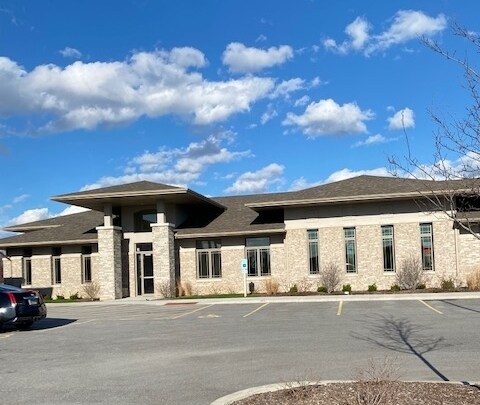 More Photos Of 16045 108th Ave, Orland Park Medical For Lease