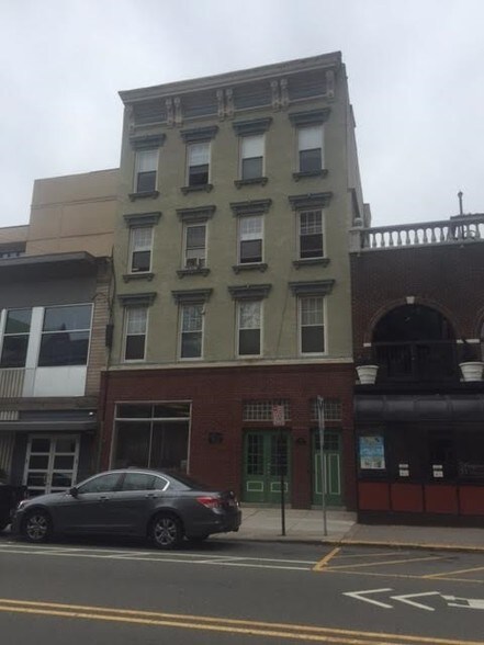 More Photos Of 94 River St, Hoboken Apartments For Sale