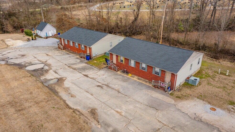 More Photos Of 279 Pikeview St, Dresden Multifamily For Sale