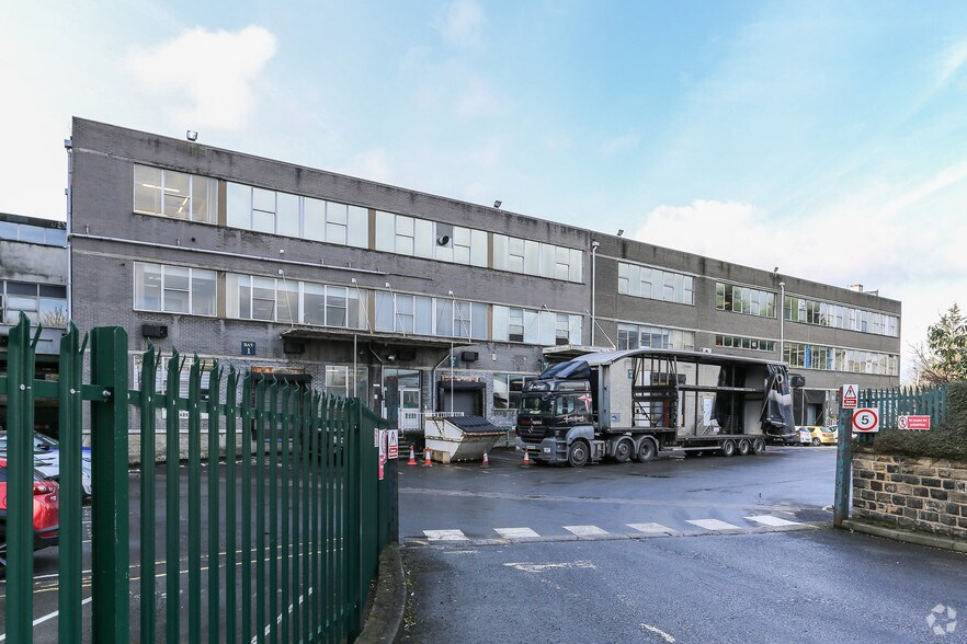 More Photos Of Lawkholme Ln, Keighley Manufacturing For Lease