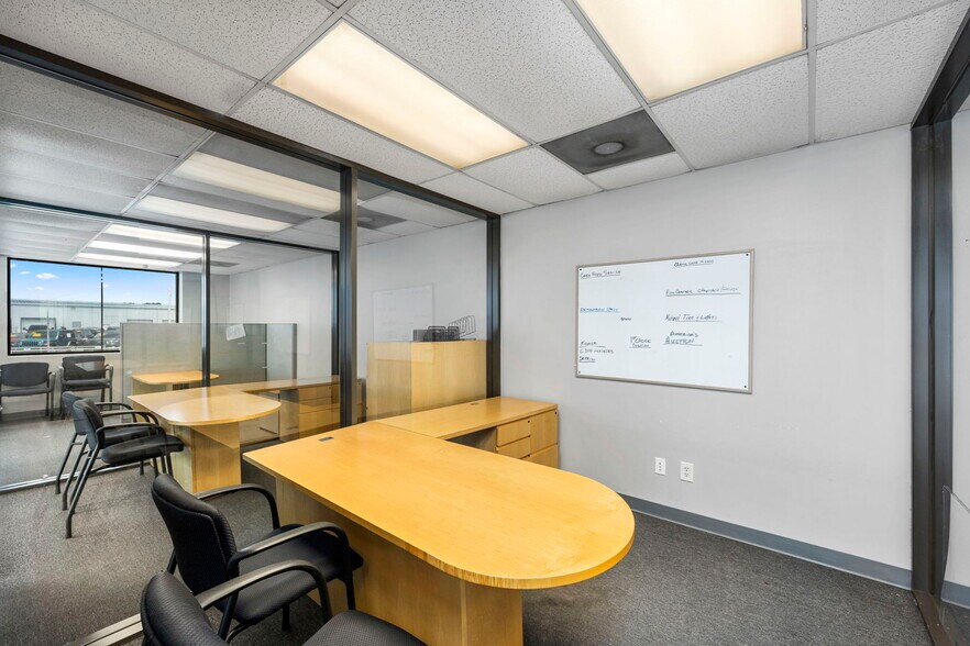 More Photos Of 3101 Gulf Fwy, Dickinson Auto Dealership For Sale