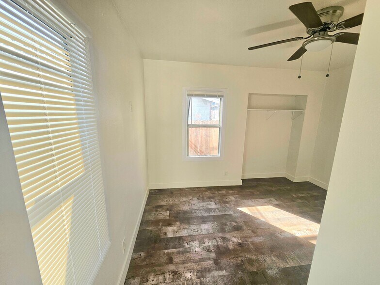 More Photos Of 531 N Virginia Ct, Long Beach Apartments For Sale