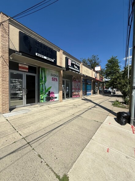 More Photos Of 21787 Hempstead Ave, Queens Village Storefront For Lease