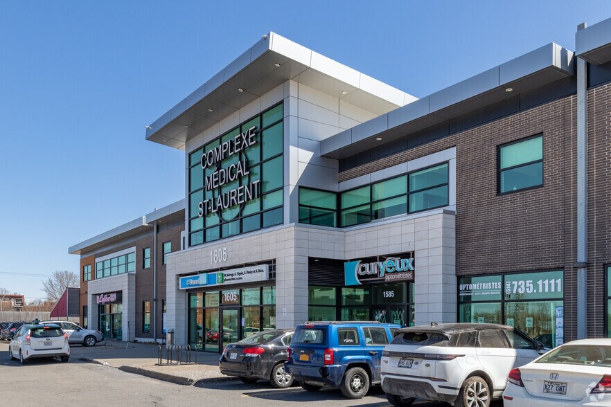 More Photos Of 1515-1605 Boul Marcel-Laurin, Montréal Freestanding For Lease