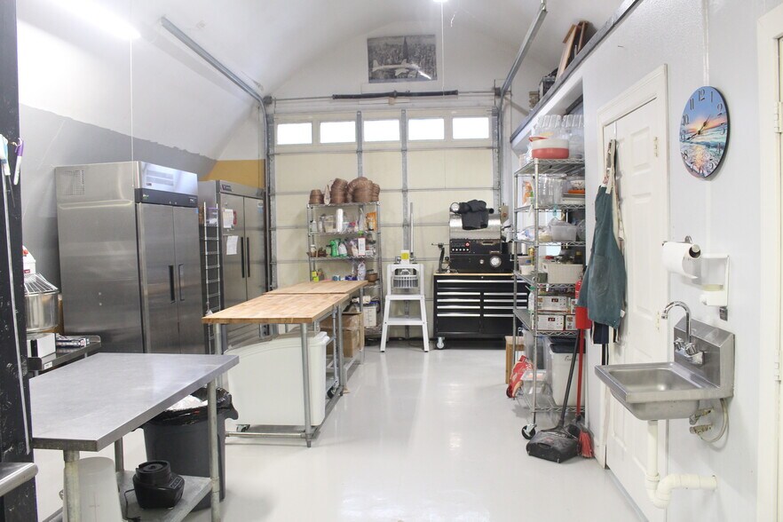 More Photos Of 7877 W Main St, Rathdrum Freestanding For Lease