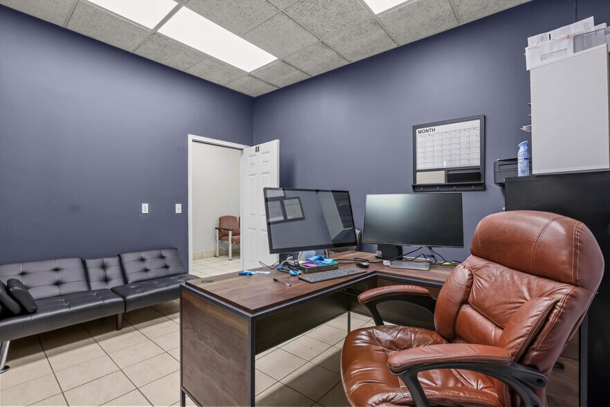 More Photos Of , Minneapolis General Retail For Sale