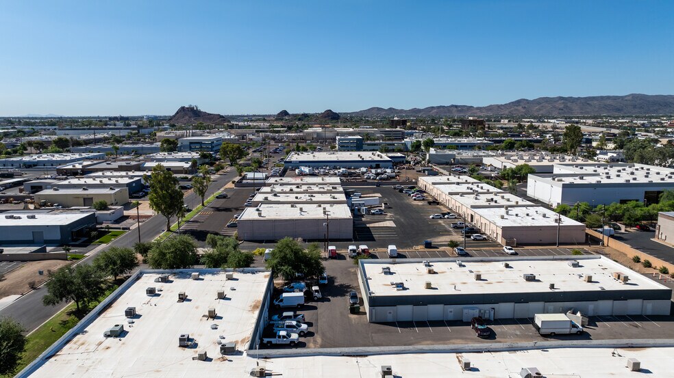 More Photos Of 910 S Hohokam Dr, Tempe Warehouse For Lease