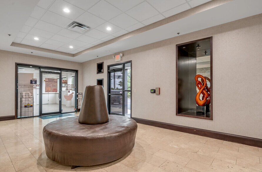 More Photos Of 1502 Oxford Dr, Georgetown Medical For Lease