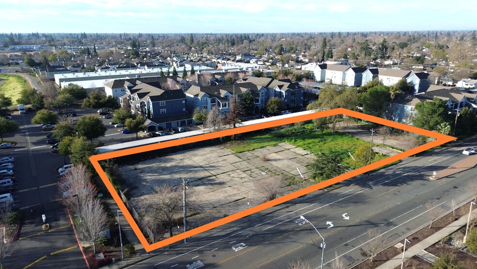 More Photos Of 6620-6630 4th, Sacramento Land For Sale