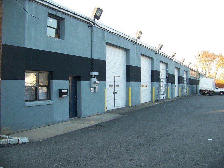 Primary Photo Of 285 Highland Cross, Rutherford Warehouse For Sale