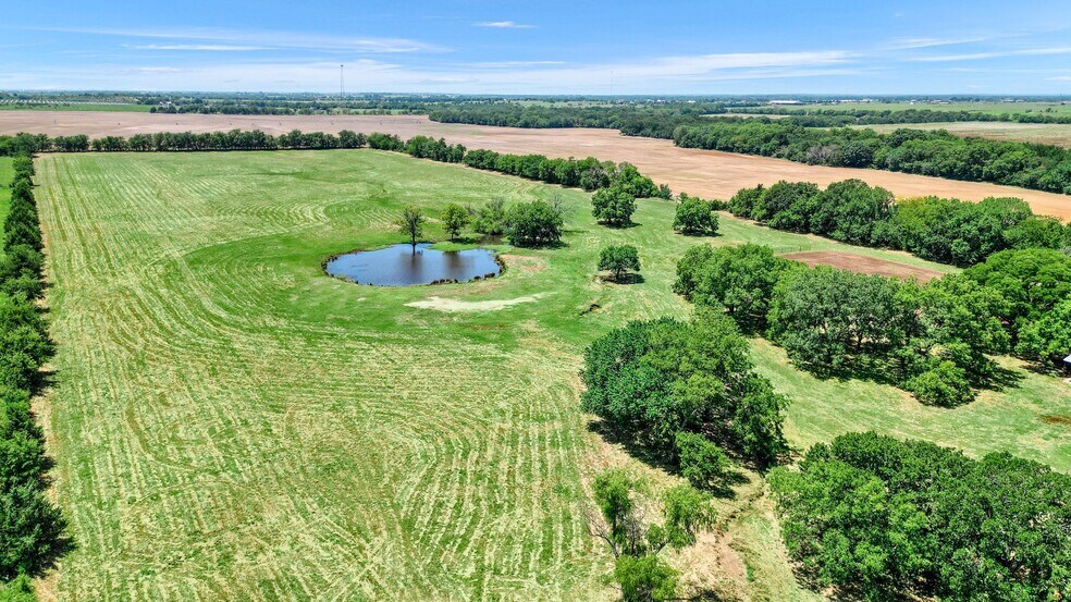 More Photos Of 27160 State Highway 56, Whitesboro Land For Sale