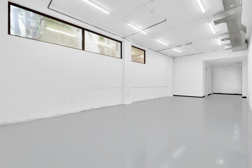 More Photos Of 83 Thompson St, New York Apartments For Sale