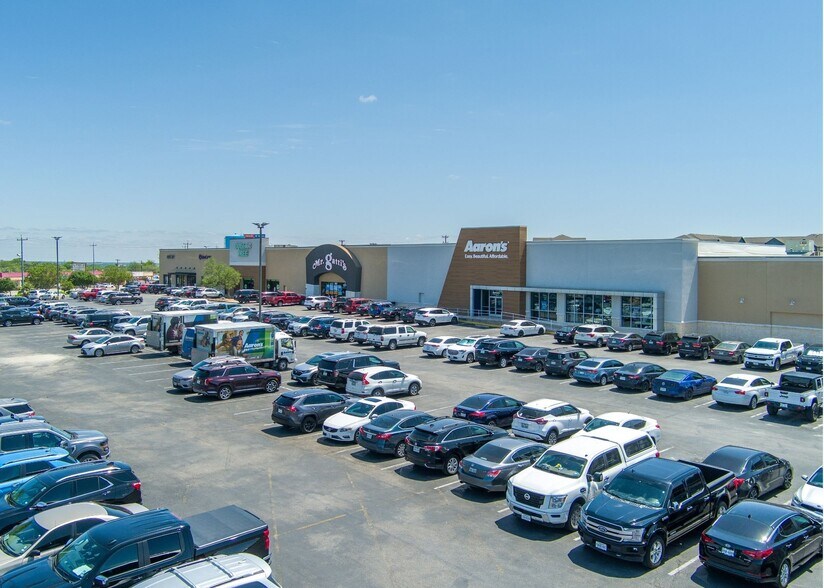 More Photos Of 2921 Pat Booker, Universal City Storefront For Sale