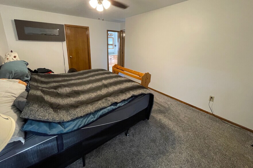 More Photos Of N696 County Highway S, Antigo Restaurant For Sale