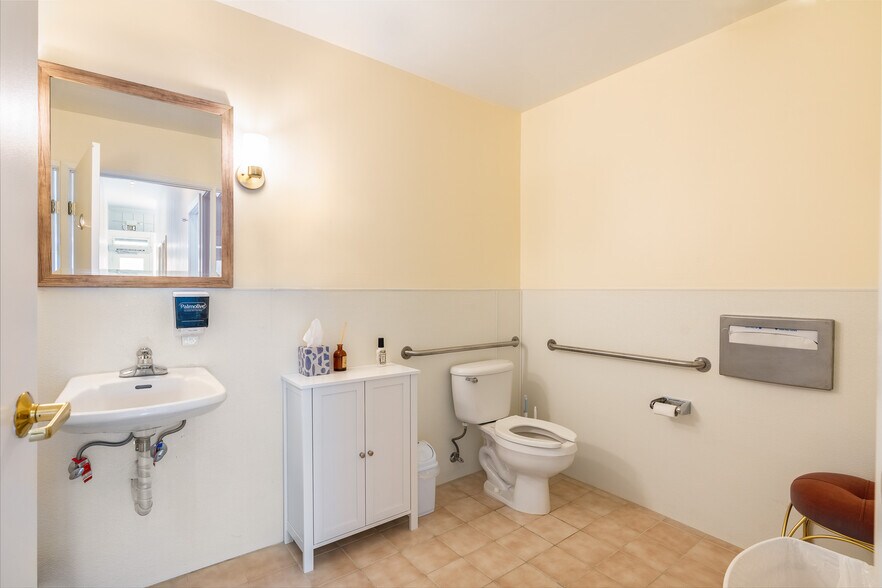 More Photos Of 2139 Taraval St, San Francisco Office Residential For Sale