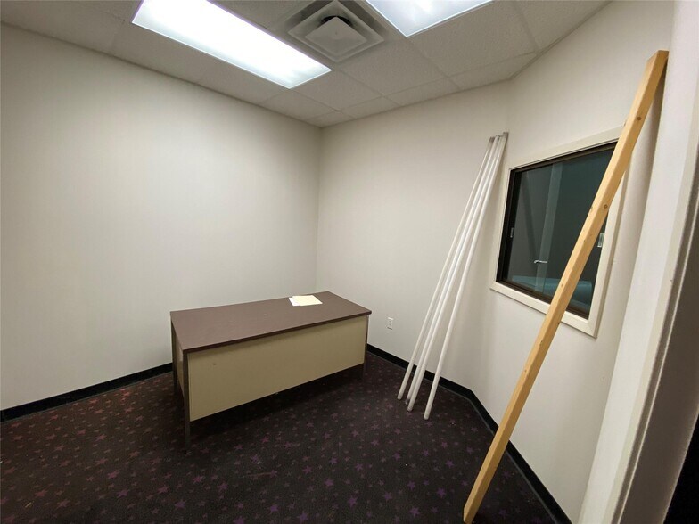 More Photos Of 2099 Highway 532, Dubberly Service Station For Sale