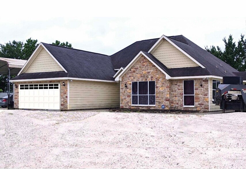 More Photos Of 11066 Highway 242, Conroe Warehouse For Sale