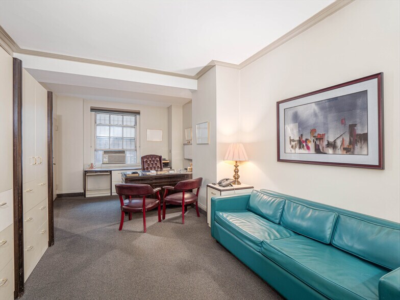 More Photos Of 23 E 79th St, New York Apartments For Sale