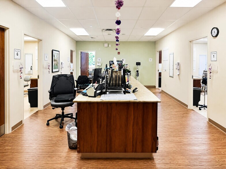 More Photos Of 2630 Holme Ave, Philadelphia Medical For Sale