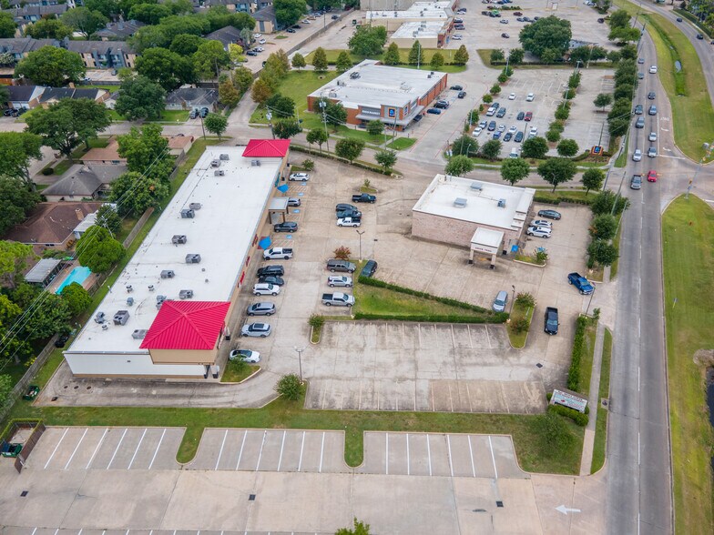 More Photos Of 4300-4302 Fairmont Pky, Pasadena Unknown For Lease