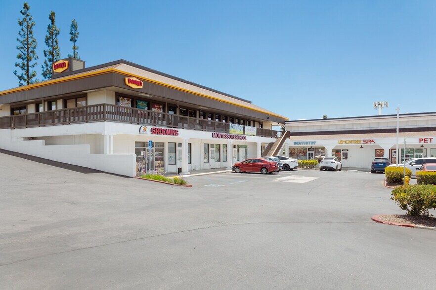 More Photos Of 17474-17580 Yorba Linda Blvd, Yorba Linda Unknown For Lease