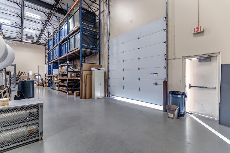 More Photos Of 2675 E Cessna Dr, Chandler Warehouse For Sale