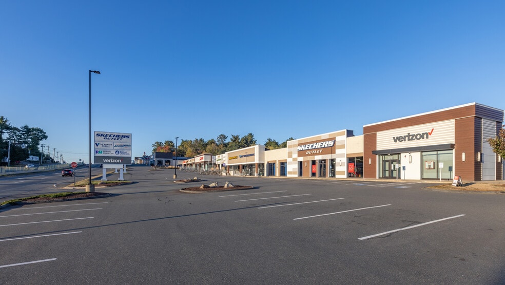 More Photos Of 723-759 Broadway, Saugus Unknown For Lease