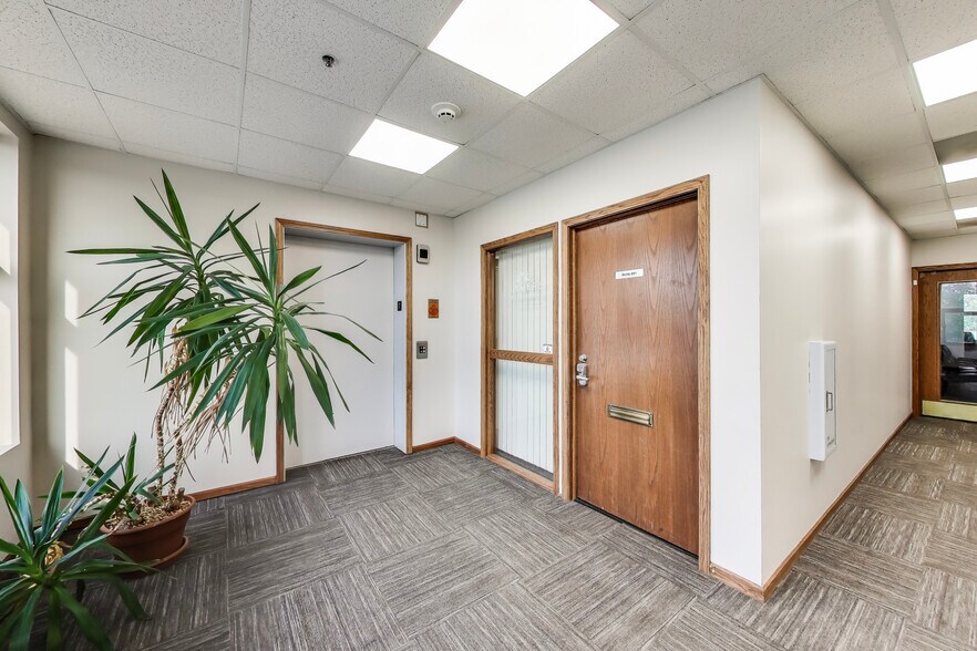 More Photos Of 1 E Merchants Dr, Oswego Office For Sale