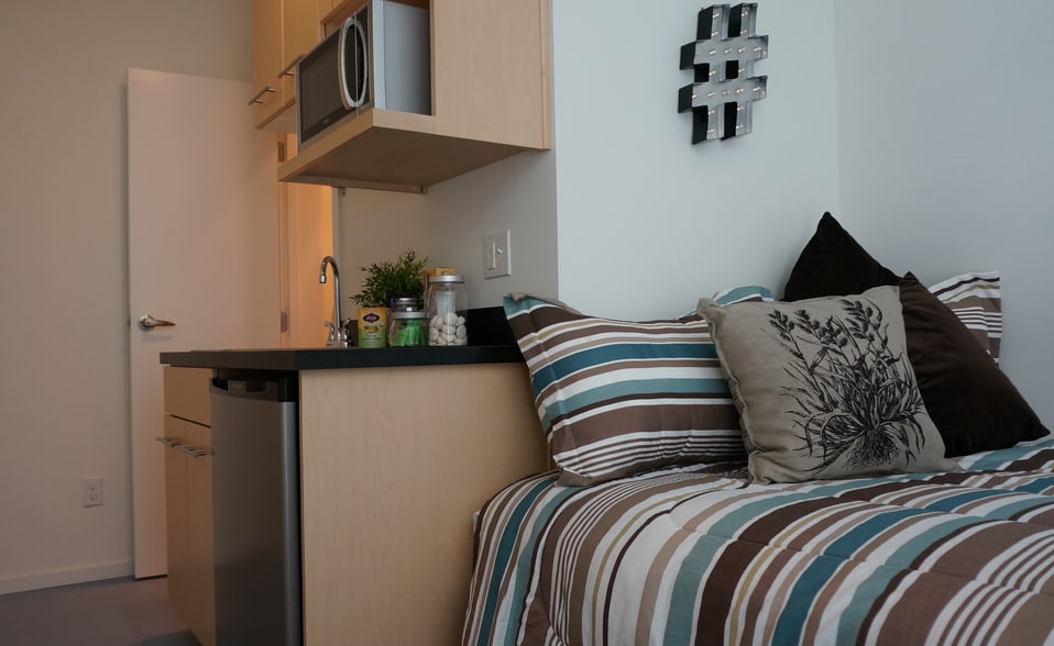 More Photos Of 2418 NW 58th St, Seattle Apartments For Sale