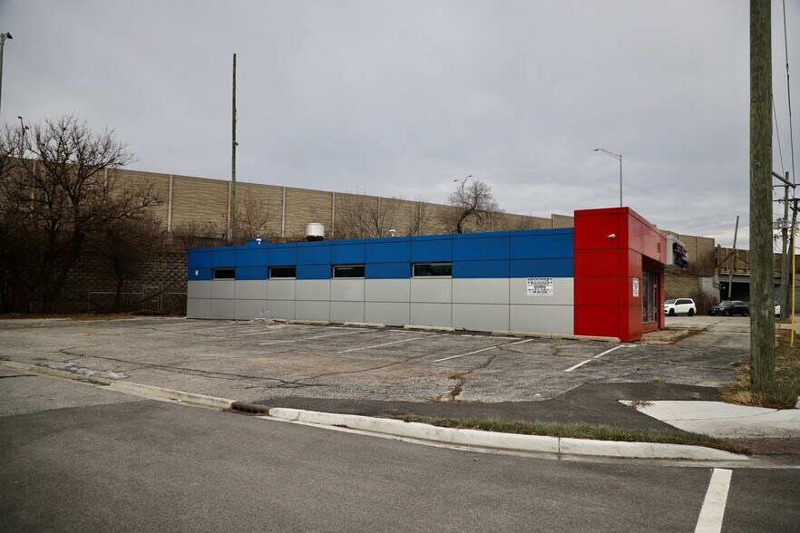 More Photos Of 4750 N 25th Ave, Schiller Park Warehouse For Sale