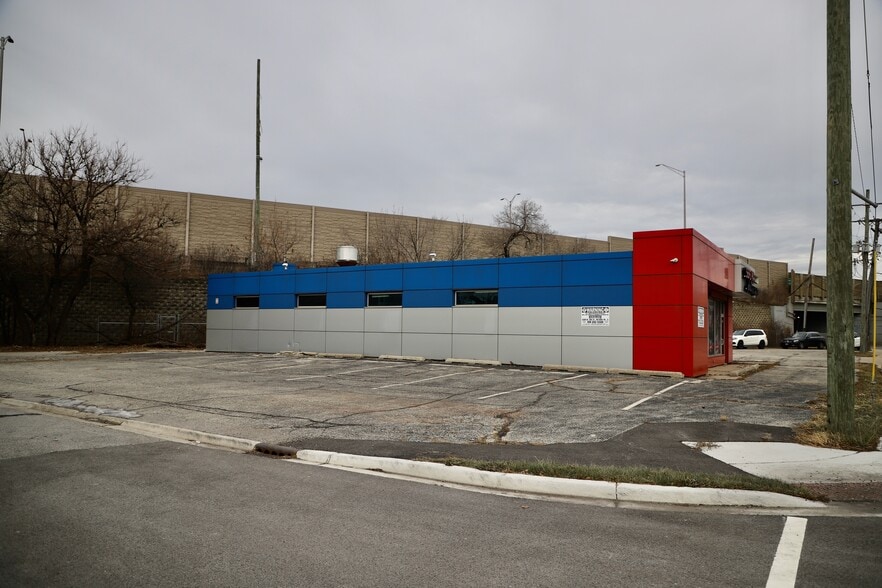 More Photos Of 4750 N 25th Ave, Schiller Park Warehouse For Sale