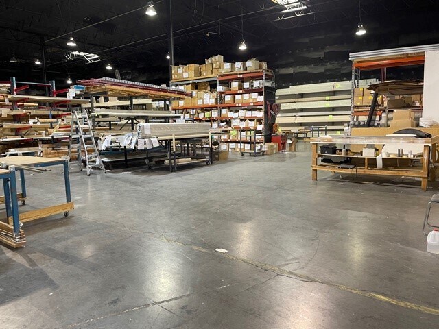 More Photos Of 5375 Procyon St, Las Vegas Warehouse For Lease