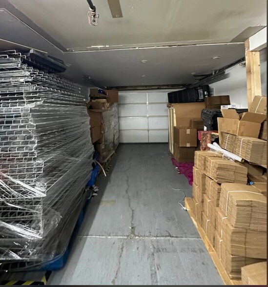 More Photos Of 7095 W 3500 S, Salt Lake City Service For Lease