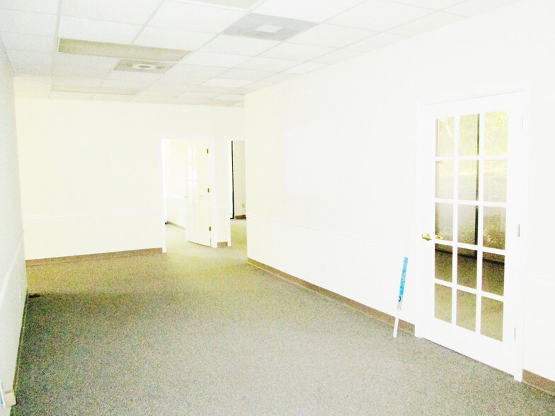 3680 Bridge Rd, Norcross, GA 30092 Office For Lease