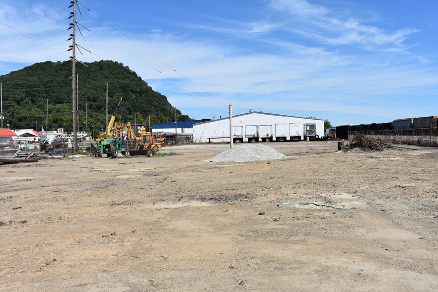 More Photos Of 2420 Gallia St, Portsmouth Warehouse For Sale