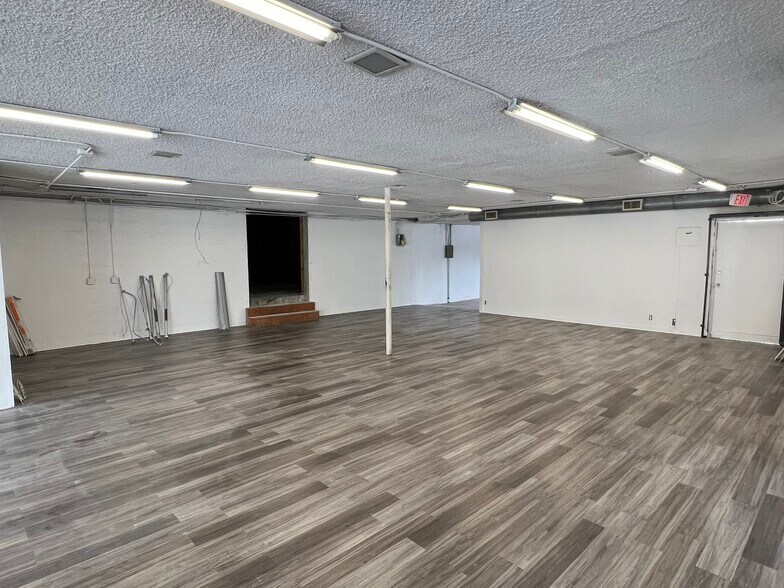 More Photos Of 510-514B N Lake Ave, Pasadena Freestanding For Lease