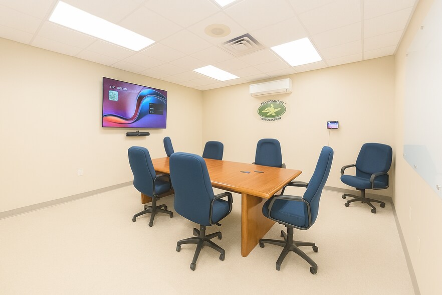 More Photos Of 900 Kraft Dr SE, Melrose Light Distribution For Lease