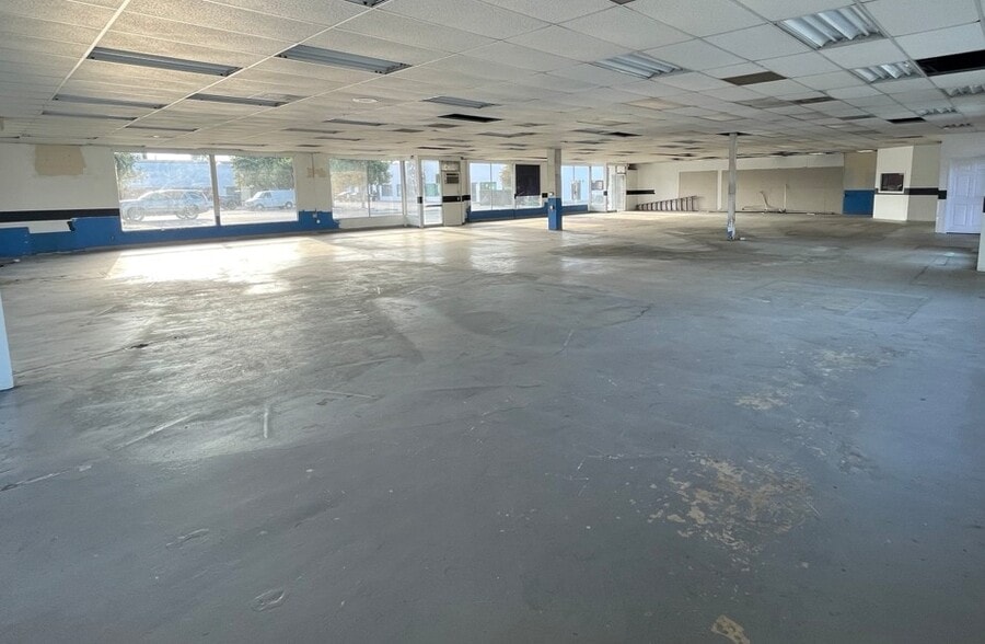 More Photos Of 6161 Lincoln Ave, Buena Park Unknown For Lease