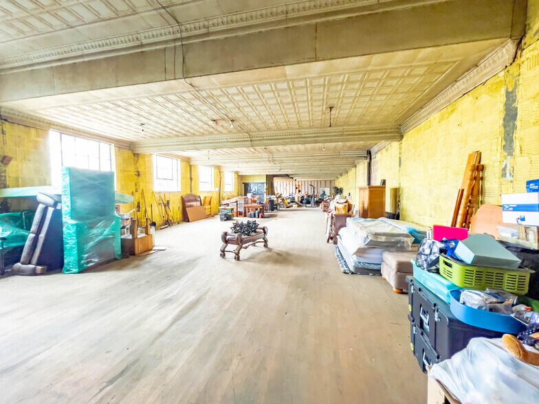 More Photos Of 180 Erie Blvd, Schenectady Office Residential For Sale