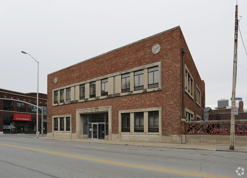 More Photos Of 215 E 18TH, Kansas City Office For Lease