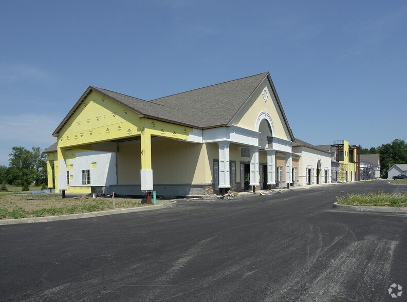 More Photos Of 900 NY 376, Wappingers Falls Freestanding For Lease