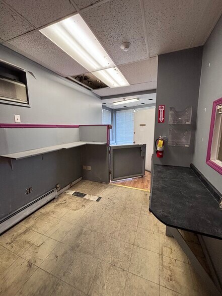More Photos Of 3 Orchard St, Pittsfield Apartments For Lease