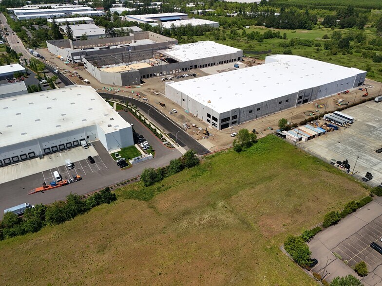 More Photos Of SW Myslony Rd, Tualatin Unknown For Lease