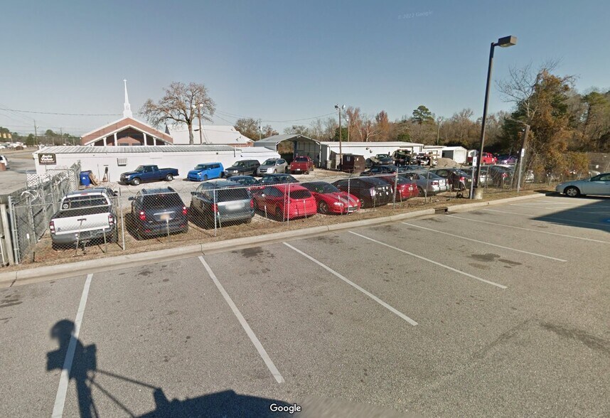 More Photos Of 1218 N Bragg Blvd, Spring Lake Freestanding For Sale